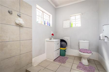 False - House For Sale in Fontainebleau, Randburg, Gauteng - M125145