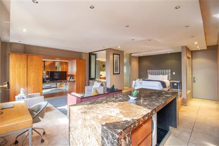 False - Apartment For Sale in Johannesburg Central, Johannesburg, Gauteng - M125152
