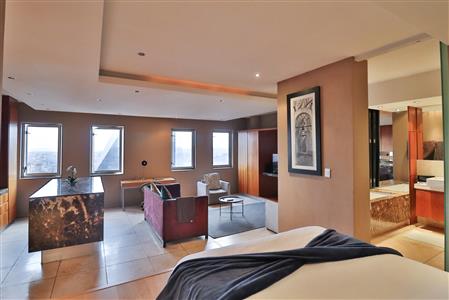 False - Apartment For Sale in Johannesburg Central, Johannesburg, Gauteng - M125152