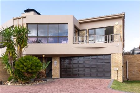 False - House For Sale in Hartenbos Central, Hartenbos, Western Cape - M125151
