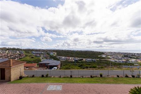 False - House For Sale in Hartenbos Central, Hartenbos, Western Cape - M125151