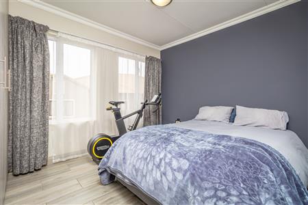 False - Townhouse withdrawn in Broadacres, Sandton - M125187