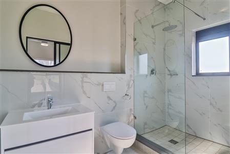 False - Apartment For Sale in Umhlanga Central, Umhlanga, KwaZulu Natal - M125185