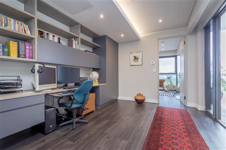 False - Apartment For Sale in Rosebank, Johannesburg, Gauteng - M122720