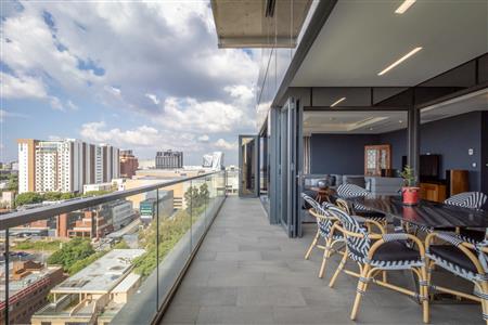 False - Apartment For Sale in Rosebank, Johannesburg, Gauteng - M122720