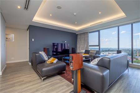 False - Apartment For Sale in Rosebank, Johannesburg, Gauteng - M122720