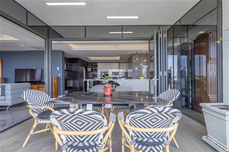 False - Apartment For Sale in Rosebank, Johannesburg, Gauteng - M122720