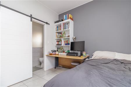 False - Apartment For Sale in Pinehaven, Krugersdorp, Gauteng - M125237
