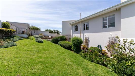 False - House Unavailable in Whale Rock, Plettenberg Bay, Western Cape - M125307