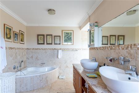 False - House Unavailable in Whale Rock, Plettenberg Bay, Western Cape - M125307