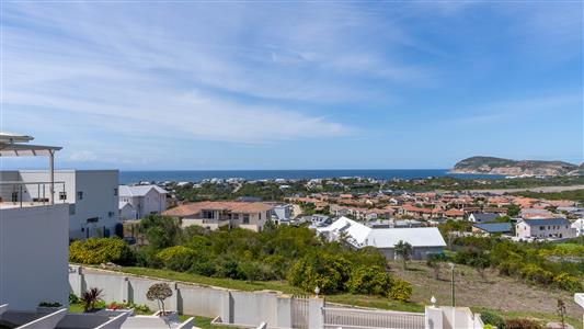 False - House Unavailable in Whale Rock, Plettenberg Bay, Western Cape - M125307