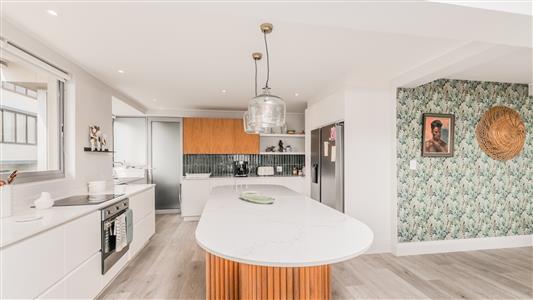 False - Apartment For Sale in Mouille Point, Cape Town, Western Cape - M125301