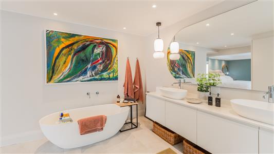 False - Apartment For Sale in Mouille Point, Cape Town, Western Cape - M125301