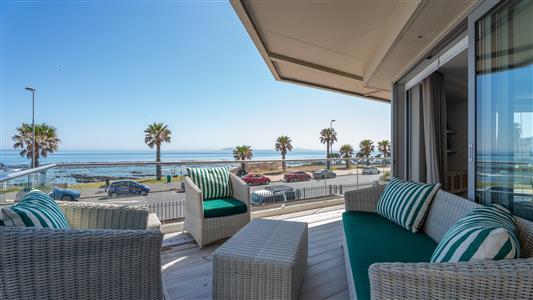 False - Apartment For Sale in Mouille Point, Cape Town, Western Cape - M125301