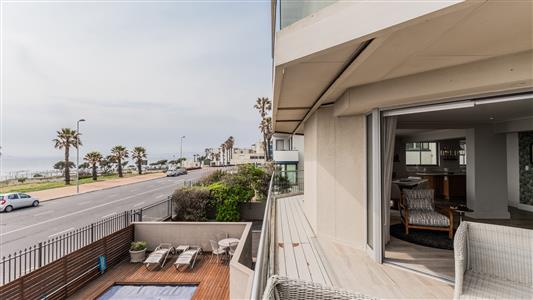 False - Apartment For Sale in Mouille Point, Cape Town, Western Cape - M125301