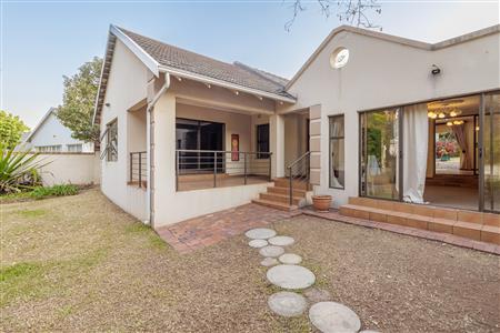 False - House For Sale in Blairgowrie, Randburg, Gauteng - M125333
