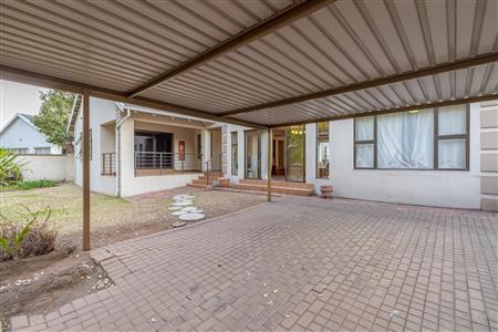 False - House For Sale in Blairgowrie, Randburg, Gauteng - M125333