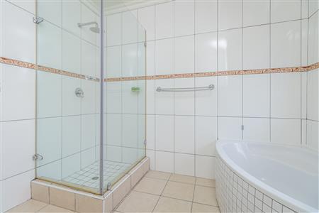 False - House For Sale in Blairgowrie, Randburg, Gauteng - M125333