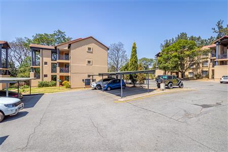 False - Apartment Sold in Bryanston, Sandton, Gauteng - M125342