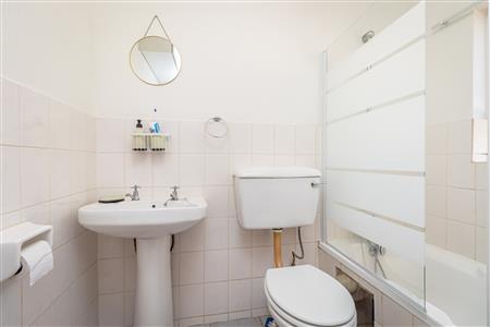 False - Apartment Sold in Bryanston, Sandton, Gauteng - M125342