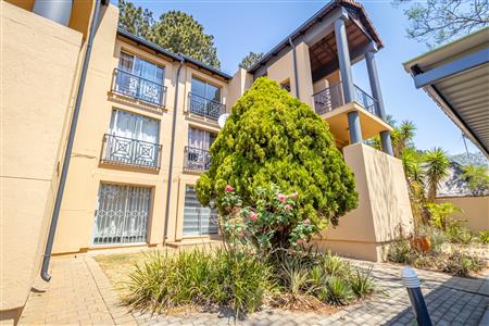 False - Apartment Sold in Bryanston, Sandton, Gauteng - M125342