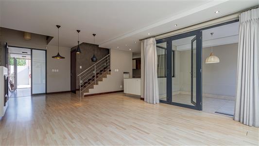 False - Townhouse For Sale in Illovo, Sandton, Gauteng - M125337