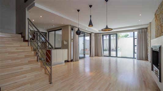 False - Townhouse For Sale in Illovo, Sandton, Gauteng - M125337