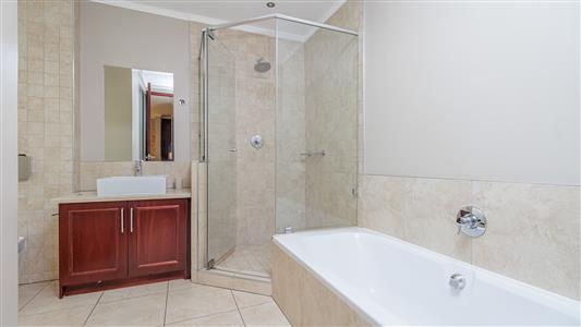 False - Townhouse For Sale in Illovo, Sandton, Gauteng - M125337