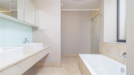 False - Townhouse For Sale in Illovo, Sandton, Gauteng - M125337