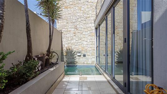 False - Townhouse For Sale in Illovo, Sandton, Gauteng - M125337