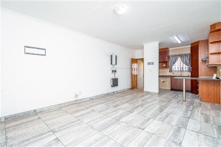 False - Townhouse For Sale in Oriel, Bedfordview, Gauteng - M125361