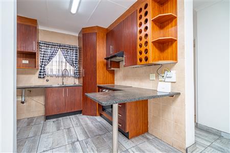 False - Townhouse For Sale in Oriel, Bedfordview, Gauteng - M125361