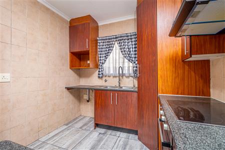 False - Townhouse For Sale in Oriel, Bedfordview, Gauteng - M125361