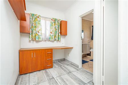 False - Townhouse For Sale in Oriel, Bedfordview, Gauteng - M125361