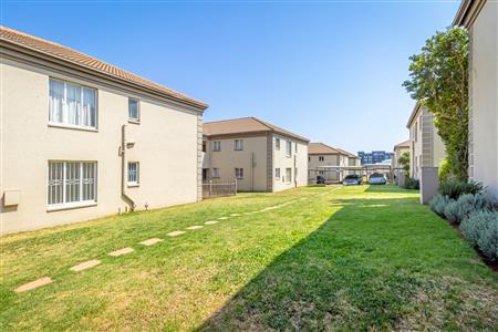 False - Townhouse For Sale in Oriel, Bedfordview, Gauteng - M125361