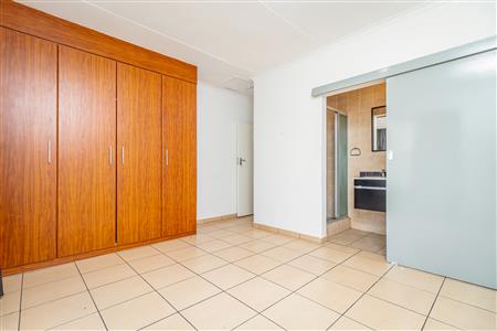 False - Townhouse For Sale in Oriel, Bedfordview, Gauteng - M125361
