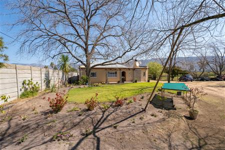 False - Farm For Sale in Prince Alfred Hamlet, Ceres, Western Cape - M125385