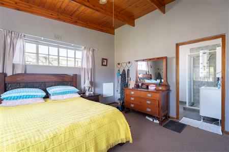 False - Farm For Sale in Prince Alfred Hamlet, Ceres, Western Cape - M125385