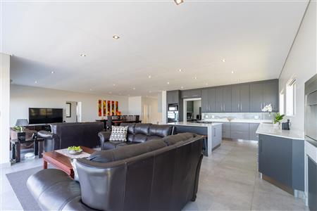 False - House Unavailable in Pienaarstrand, Groot Brakrivier, Western Cape - M125383