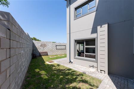 False - House Unavailable in Pienaarstrand, Groot Brakrivier, Western Cape - M125383