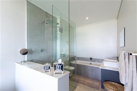 False - House Unavailable in Pienaarstrand, Groot Brakrivier, Western Cape - M125383