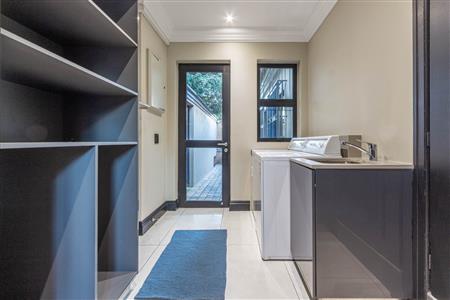 False - House For Sale in Bedfordview, Gauteng - M125394