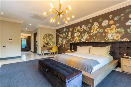 False - House For Sale in Bedfordview, Gauteng - M125394