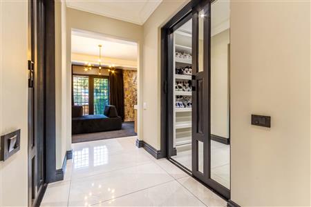 False - House For Sale in Bedfordview, Gauteng - M125394