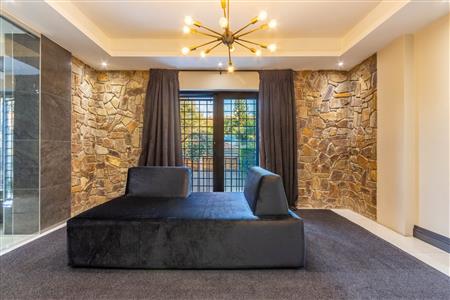 False - House For Sale in Bedfordview, Gauteng - M125394