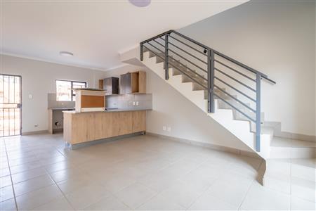 False - Townhouse For Sale in Lyttelton Manor, Centurion, Gauteng - M125395
