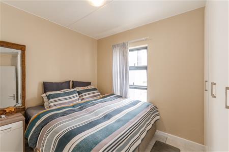 False - Apartment Sold in Aan de Wijnlanden, Stellenbosch, Western Cape - M125414