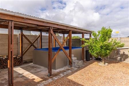 False - House For Sale in Riversdale, Western Cape - M125434