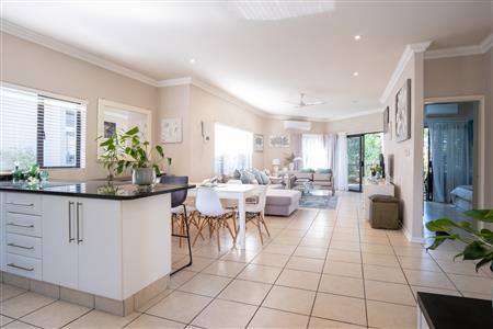 False - Apartment For Sale in Simbithi Eco Estate, Ballito, KwaZulu Natal - M125443