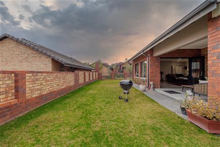 False - Townhouse for sale in Randburg - M125459